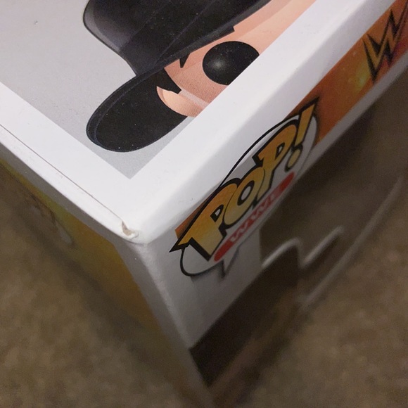 Brand new rare Vaulted Undertaker WWE no.08 Funko Pop - Picture 6 of 6